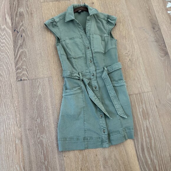 Paige Jaxsyn Dress - Picture 1 of 3